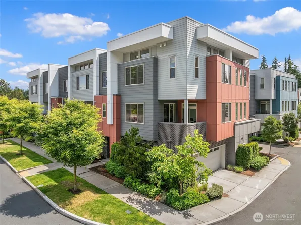 11530 117th Lane NE #2, Kirkland, WA 98034