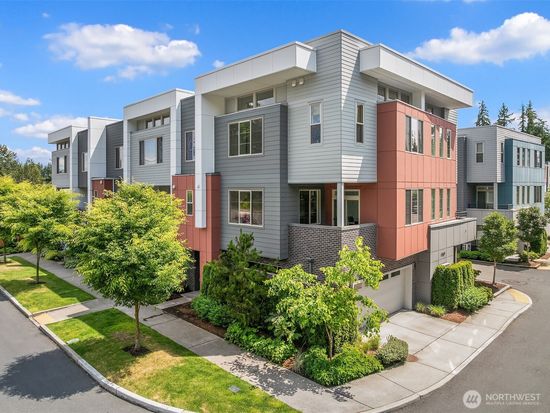 11530 117th Lane NE #2, Kirkland, WA 98034