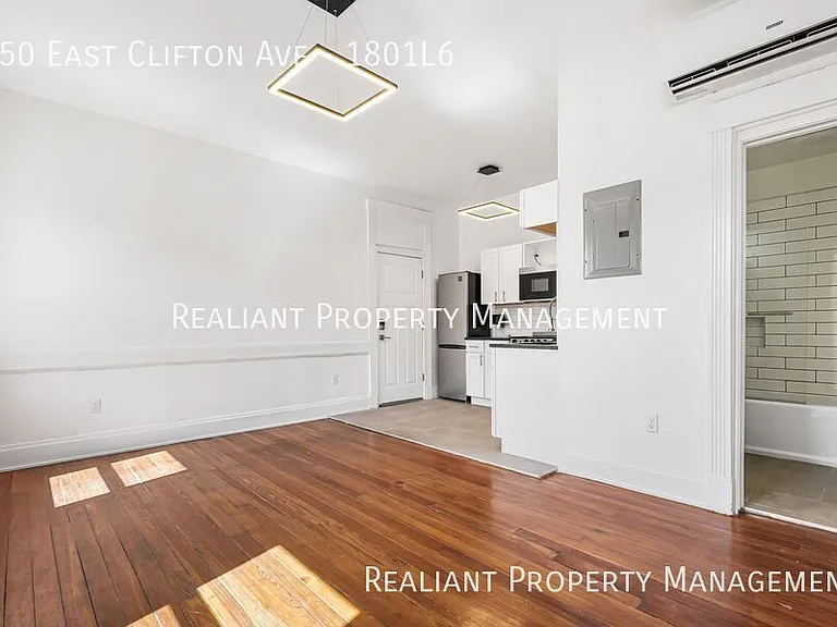 150 E Clifton Ave #1801L6 — Photo 3