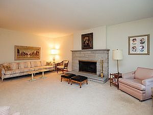 3rd image of 5416 Franklin Ave