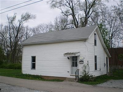 1st image of 130 1/2 Ash St