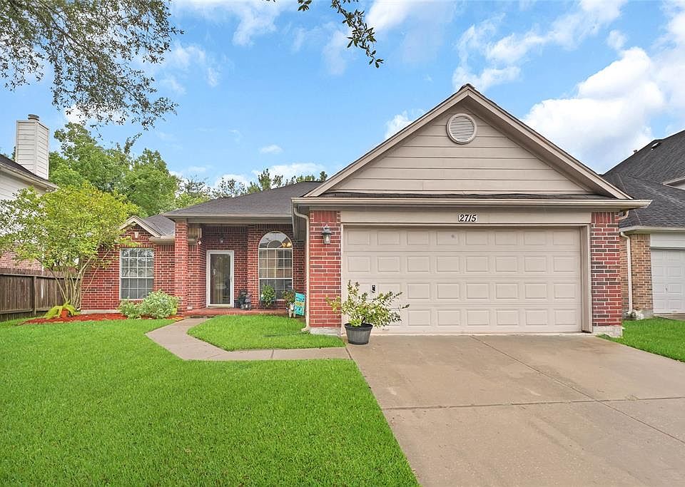 1st image of 2715 Port Carissa Dr