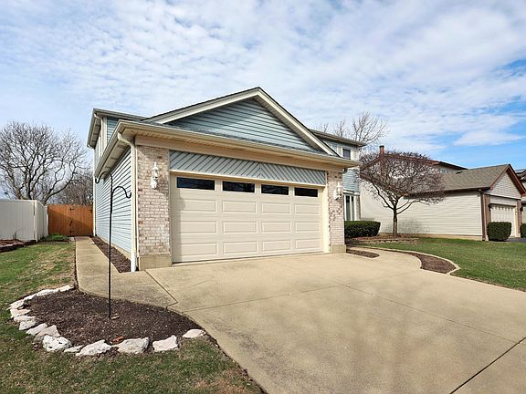 3rd image of 1233 Diane Ln