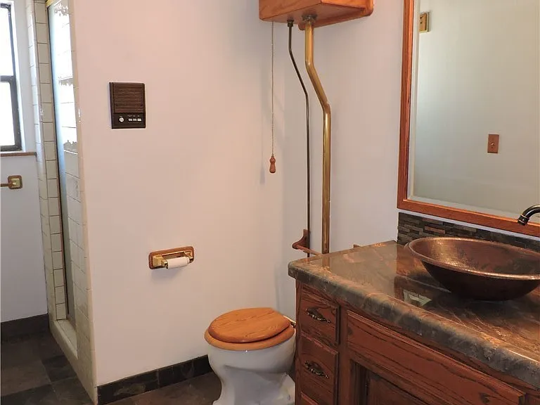 26931 Columbia Way — Photo 36