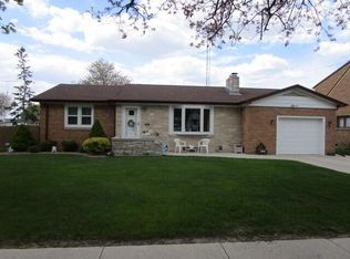 1414 S 22nd St, Manitowoc, WI 54220