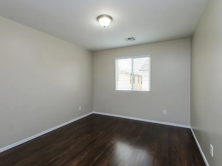 4113 E Tulsa St — Photo 7