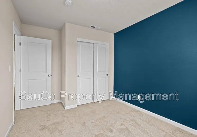 7595 NW 170th Ave — Photo 40