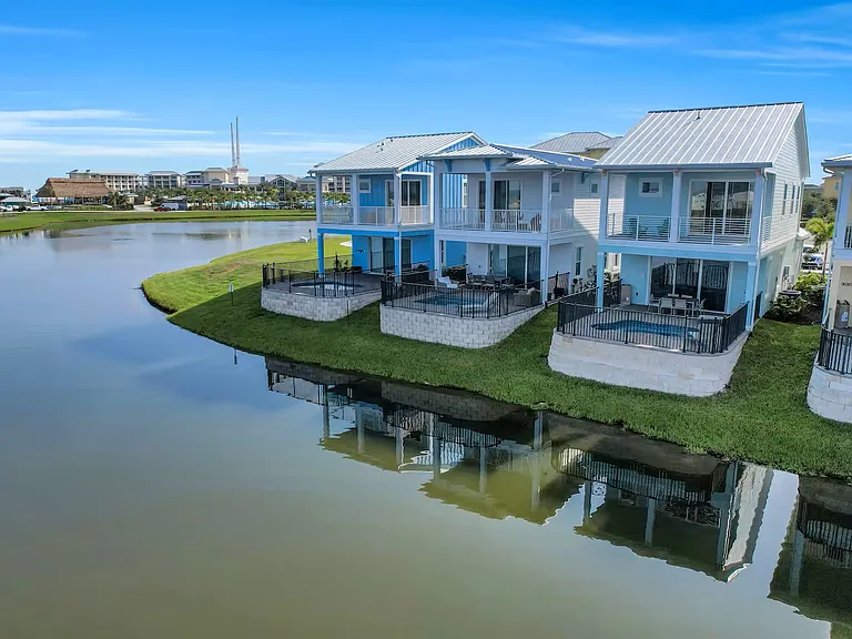 3040 Parrot Head Pl — Photo 1