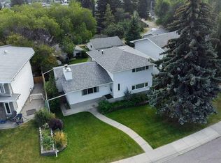 4808 Nordegg Cres NW, Calgary, AB T2K 2M5