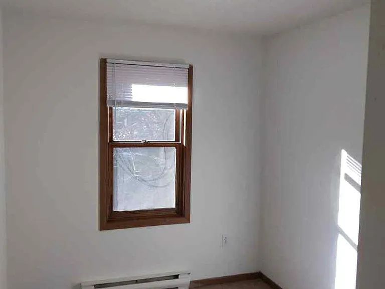 406 N Barkman St #2 — Photo 11