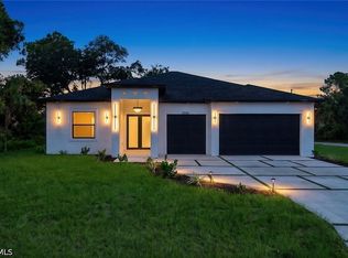 6044 Acorn Cir, Labelle, FL 33935