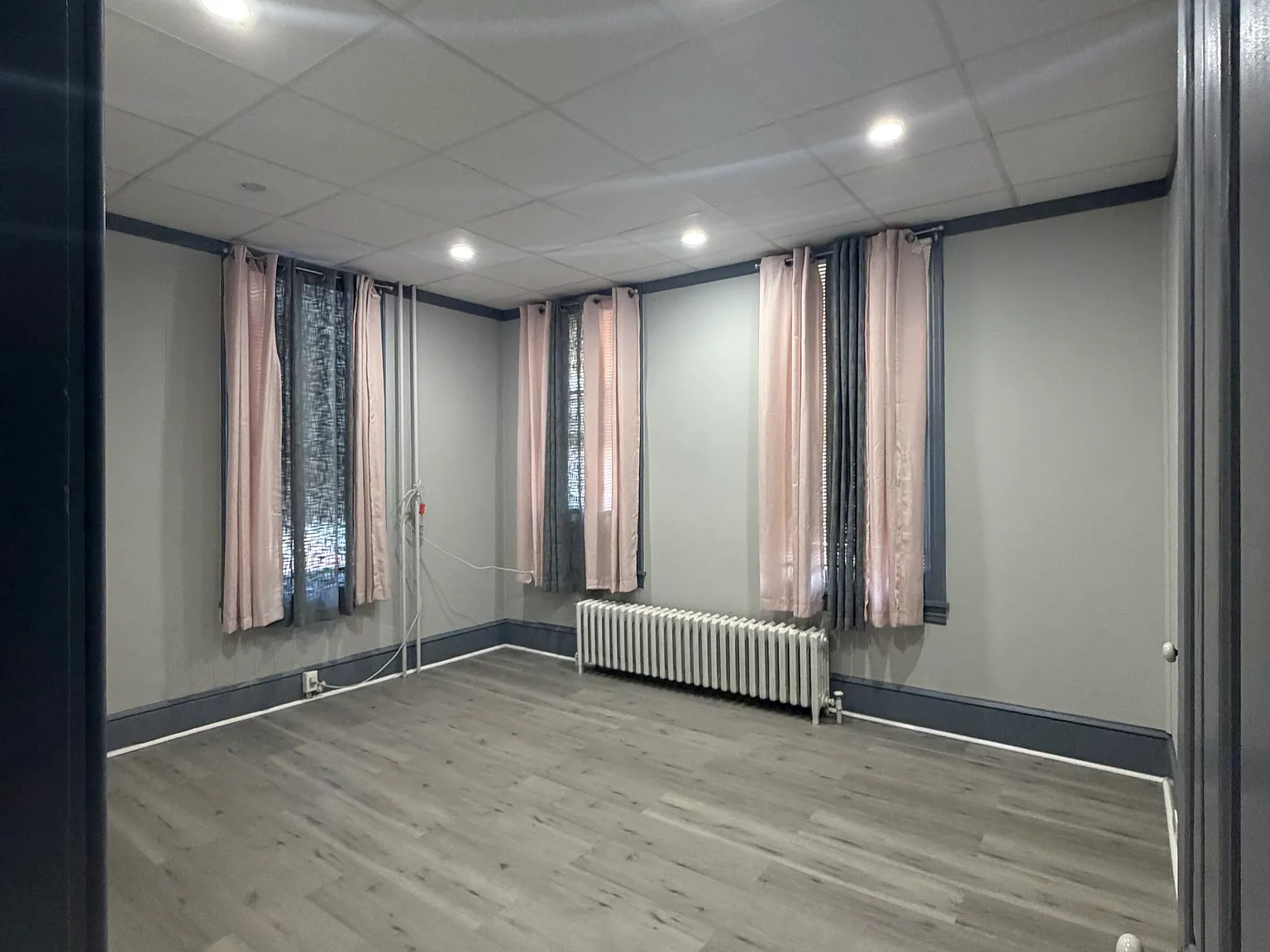 1 bed, 800 sqft, $1,350 — Photo 1