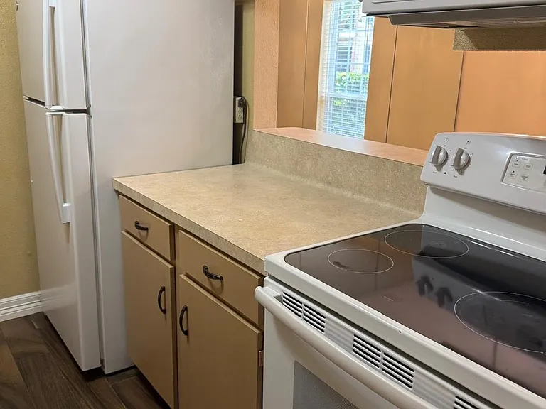 6402 Del Monte Dr #54 — Photo 7