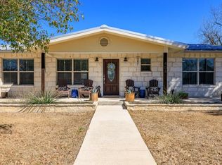 406 E Centre St, Fredericksburg, TX 78624