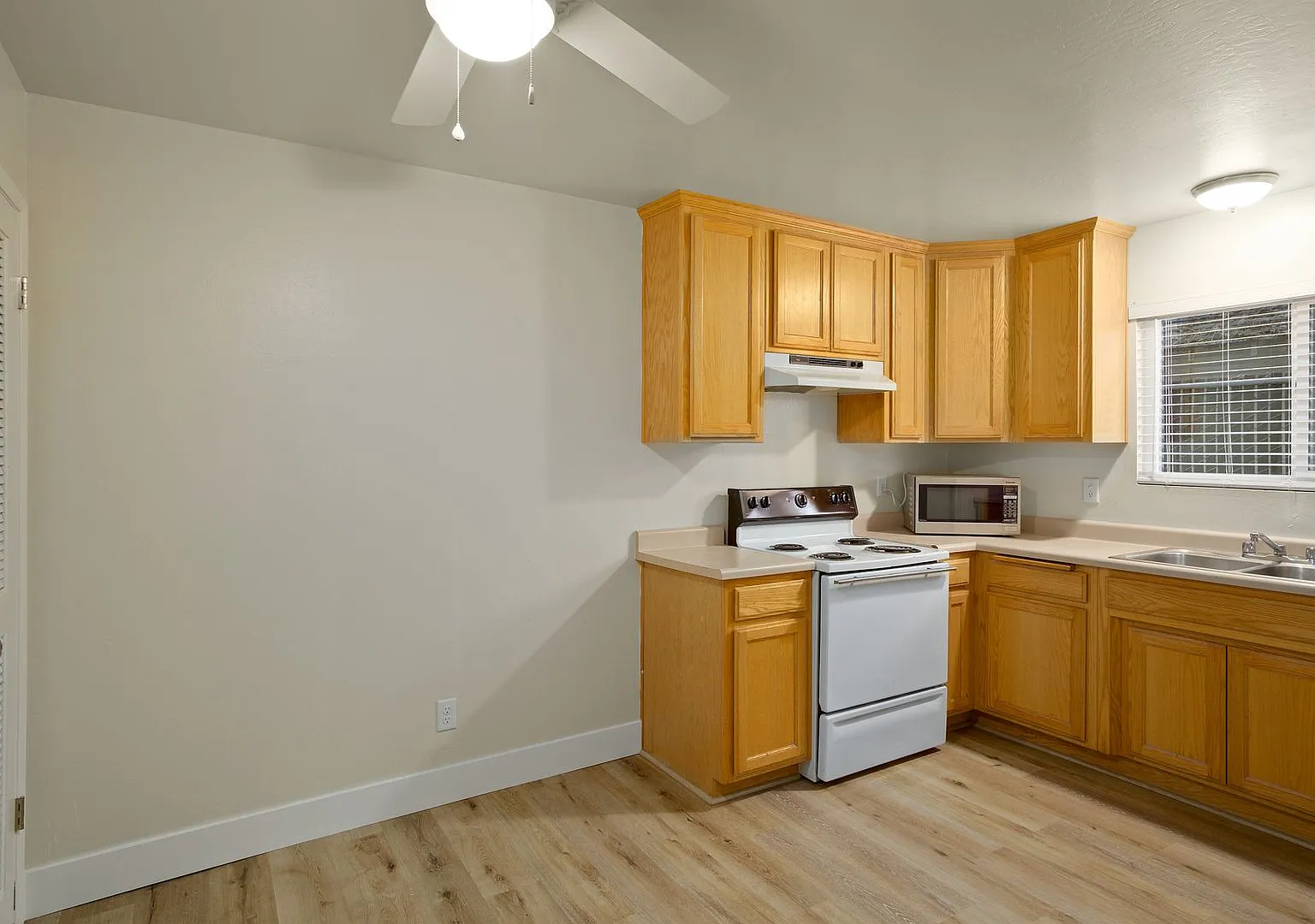 1119 West Sacramento Avenue — Photo 3