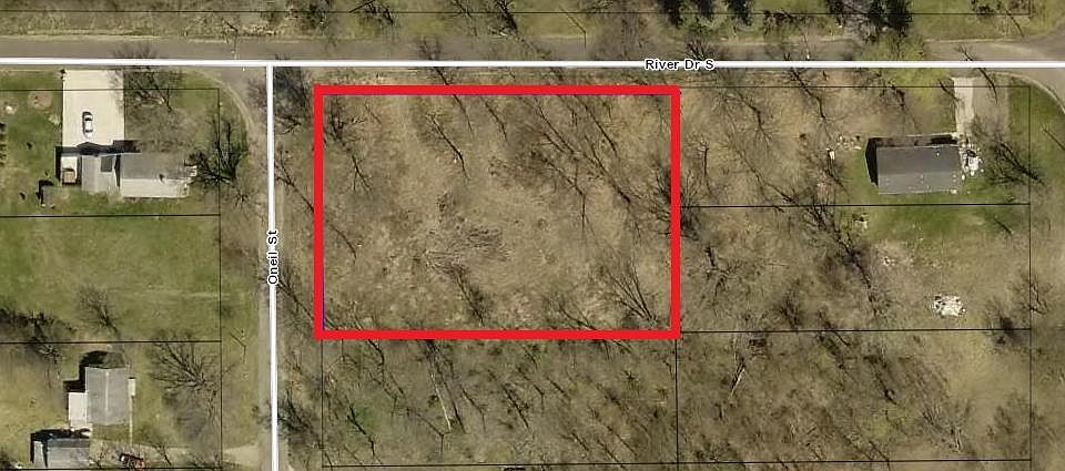 1st image of 320 S River Dr