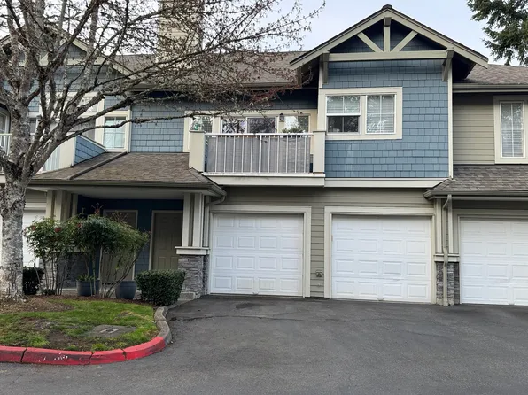 2082 Newport Way NW #105, Issaquah, WA 98027