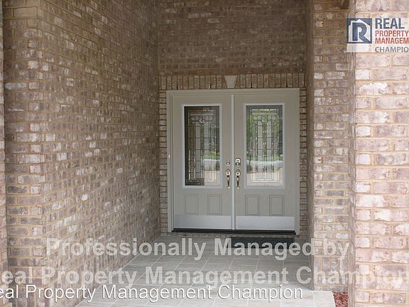 3rd image of 468 Jacob Mott Dr