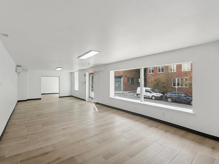 1538 Pine St #1R — Photo 1