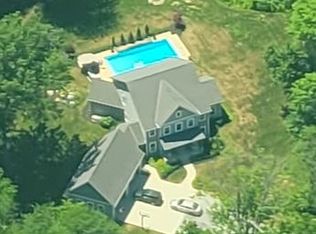 2835 Sunbury Rd, Galena, OH 43021