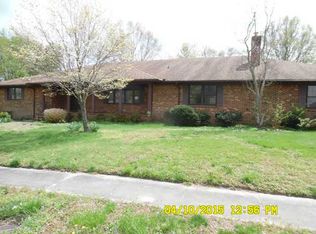 413 Crown Cres, Chesapeake, VA 23325