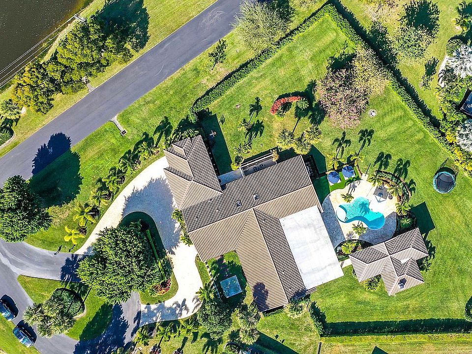 1st image of 10505 Cain Cir