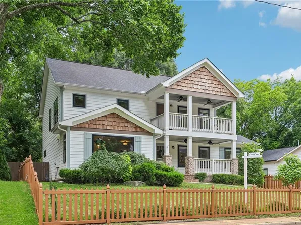 1545 Foote St, Atlanta, GA 30307