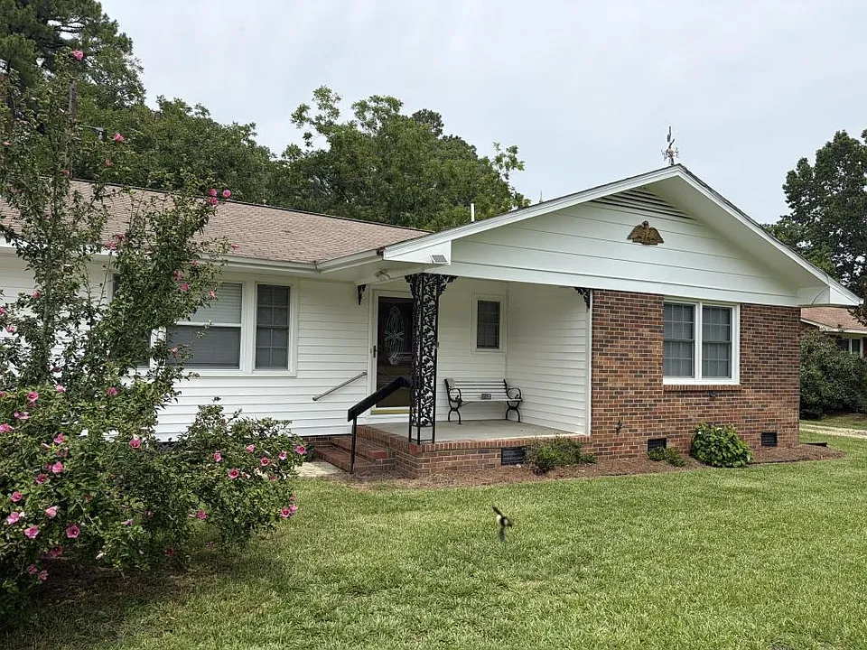 921 Lonnie Farm Rd