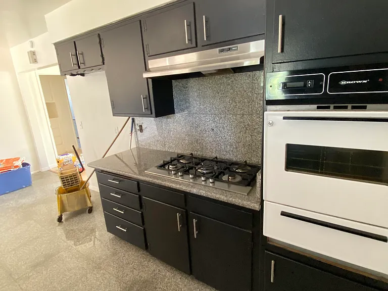 kitchen granite counter backsplash floor