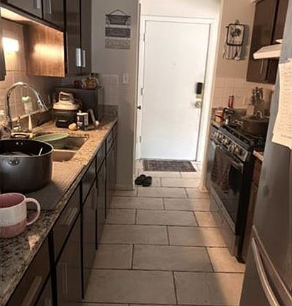 2nd image of 10326 Mayfield Ave #2S