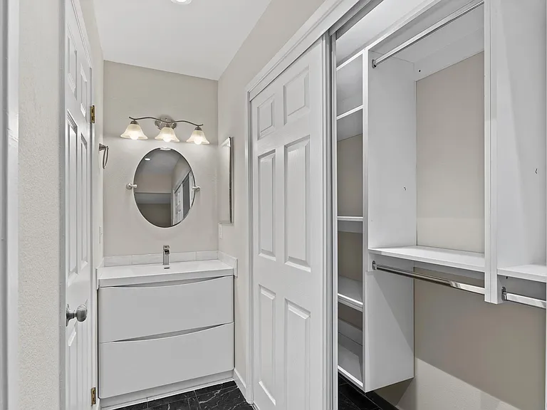 512 Sandalwood Pl #7 — Photo 15