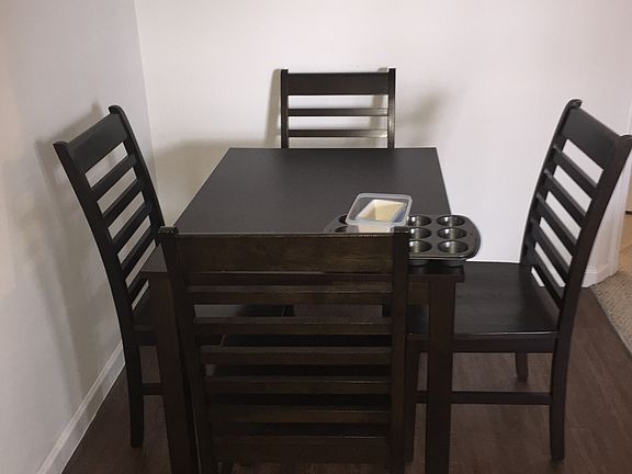 Dinning room with furnished furtniture