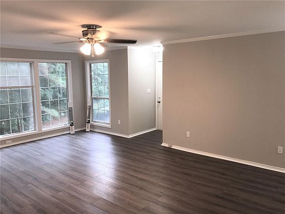 5th image of 807 Berkeley Woods Dr #807