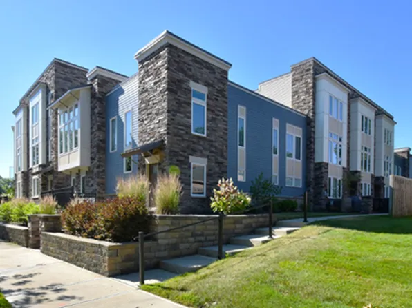 3198 Van Aken Blvd, Shaker Heights, OH 44120