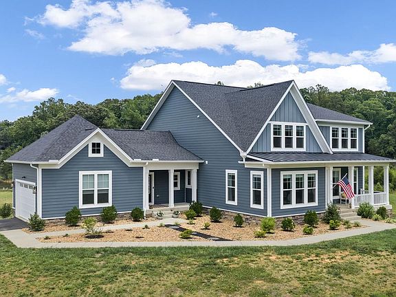 2nd image of 36 Rock Island Rdg