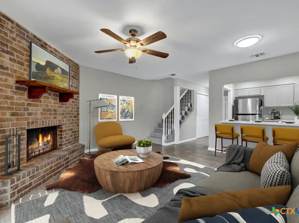 1133 Ashby St APT 2, Seguin, TX 78155