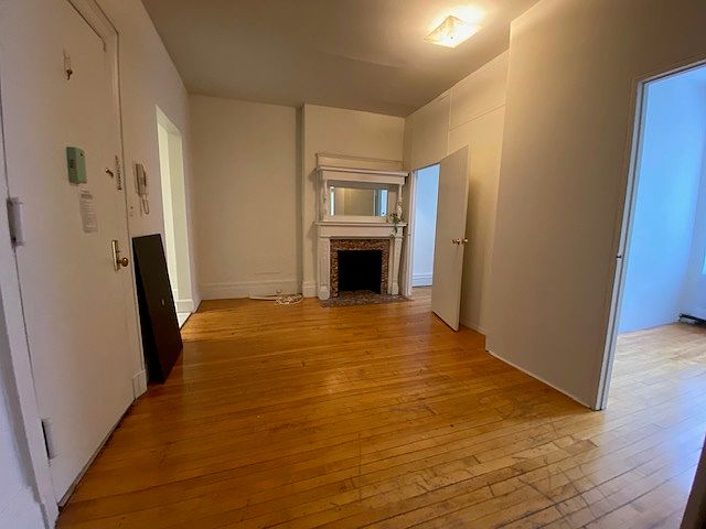 1st image of 302 W 109th St APT 5