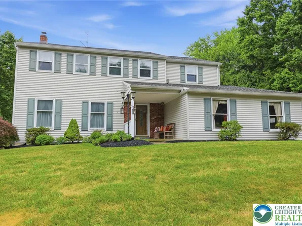 5712 Nina Cir, Coopersburg, PA 18036