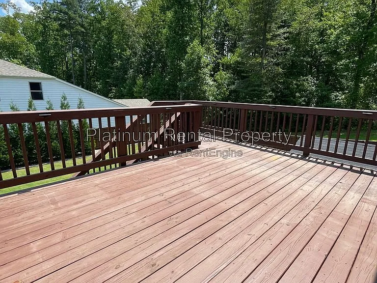 3215 Summerpoint Xing — Photo 36