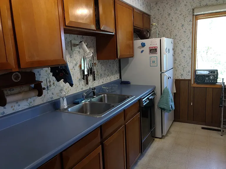 4025 Evans Dr — Photo 12
