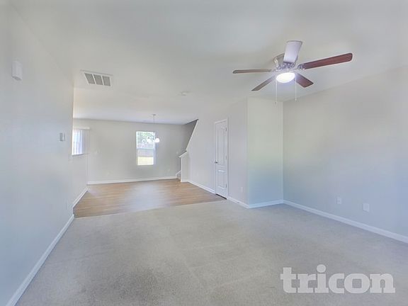 2nd image of 1517 Waylon Ave