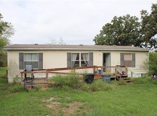 747 S 20th St, Mc Cune, KS 66753