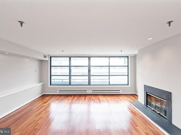 2nd image of 7 N Columbus Blvd APT 223