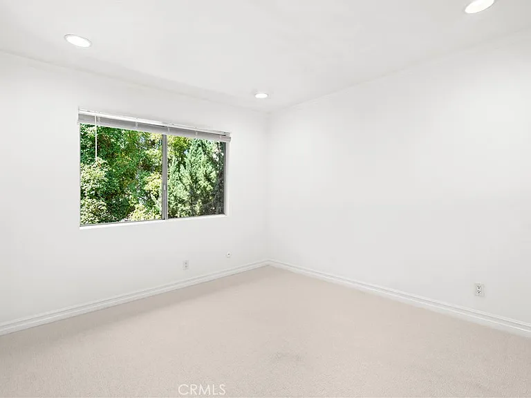 2612 Vista Del Oro — Photo 30