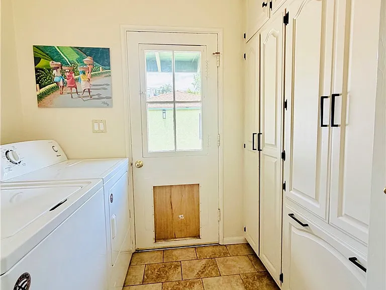 17531 Lemay Pl — Photo 9