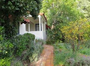 1049 Concha St, Altadena, CA 91001