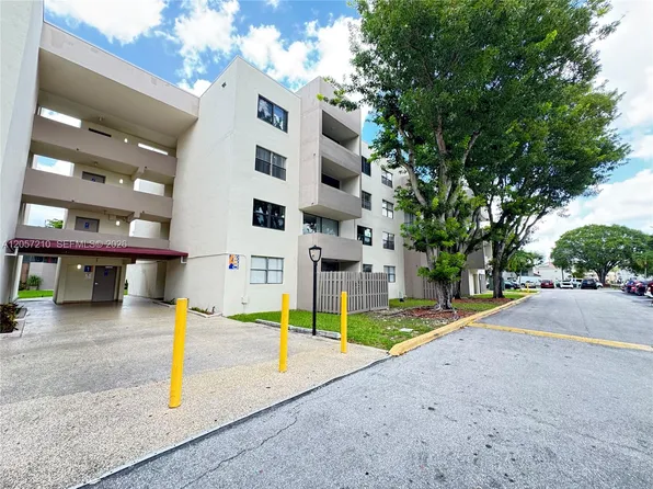 8000 SW 149th Ave APT A308, Miami, FL 33193