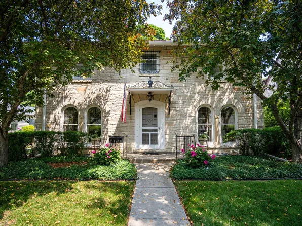 2460 North 88th STREET, Wauwatosa, WI 53226