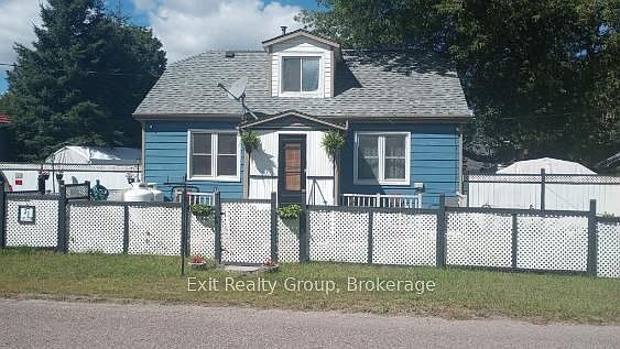 1st image of 33 Glastonbury Rd