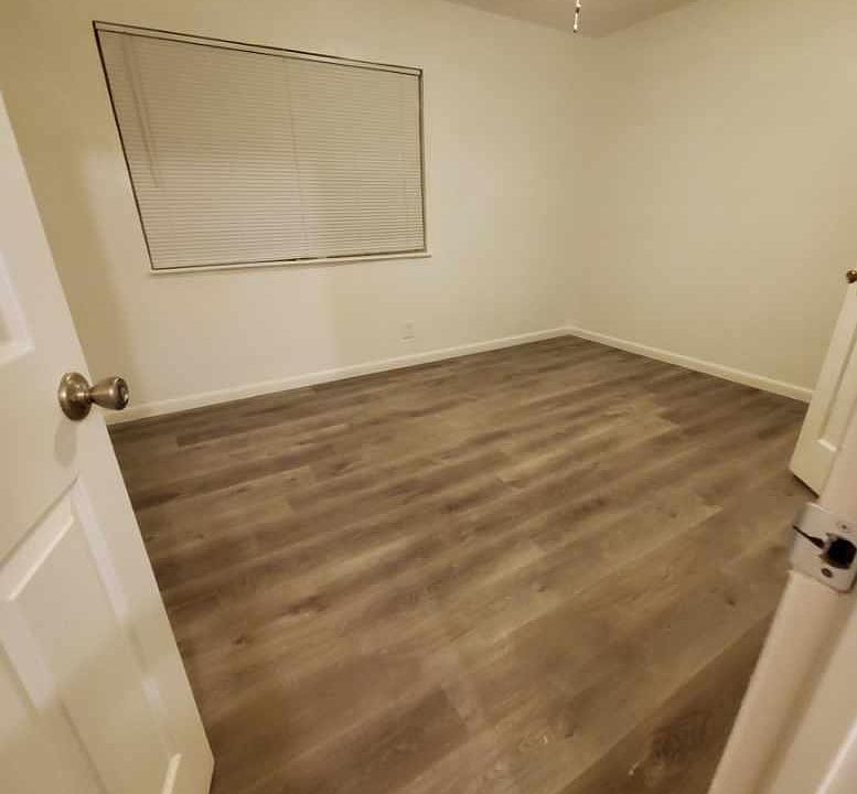 1st image of 1293 Vine St
